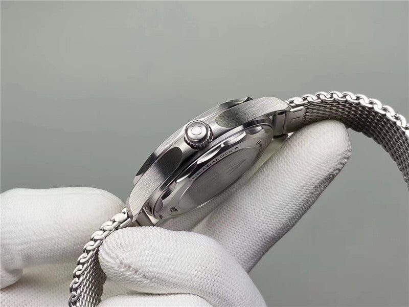 Omega Seamaster 007 Special Edition